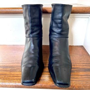 Stuart Weitzman Black Ankle Boots - Size 7